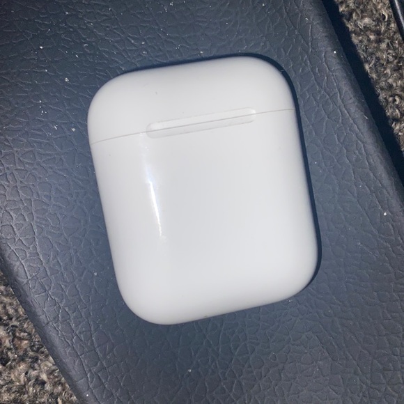 AirPods Gen 1